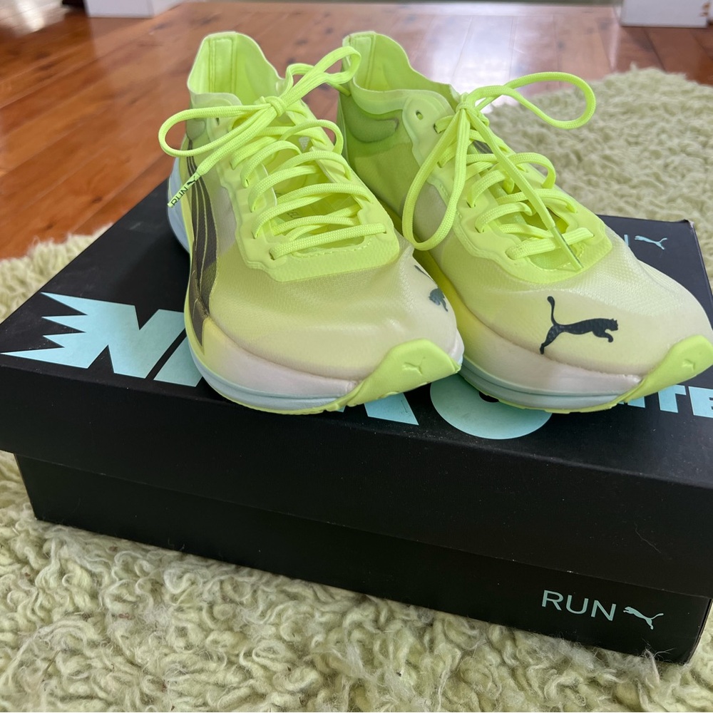 puma deviate elite nitro 2 running shoe limited edition color run fizzy lime